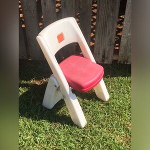 Vintage step 2 fold up chair red white plastic folding kids toddler baby